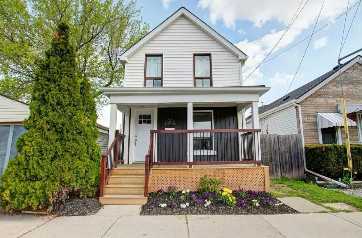 317 Britannia AVE, Hamilton, ON L8H 1Y4