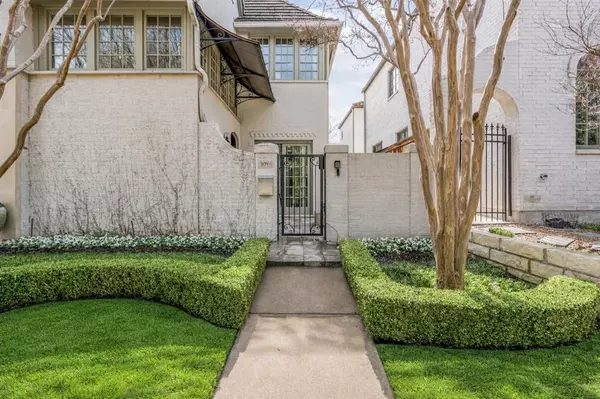 Fort Worth, TX 76107,3719 W 4th Street