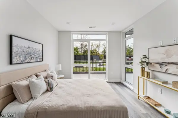 140 W Webster Ave #213, Roselle Park Boro, NJ 07204