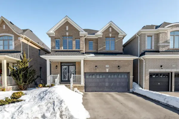 275 William Graham DR, Aurora, ON L4G 0W4