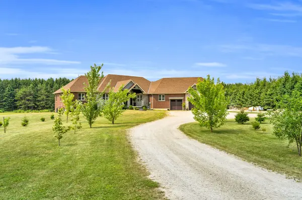 023181 Erin East Garafraxa Townline, East Garafraxa, ON L9W 7G8