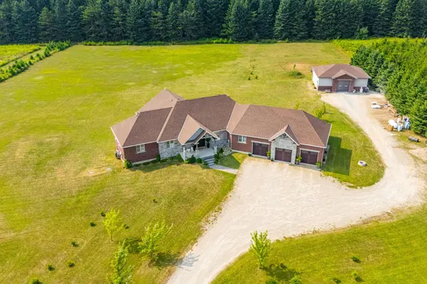 023181 Erin East Garafraxa Townline, East Garafraxa, ON L9W 7G8