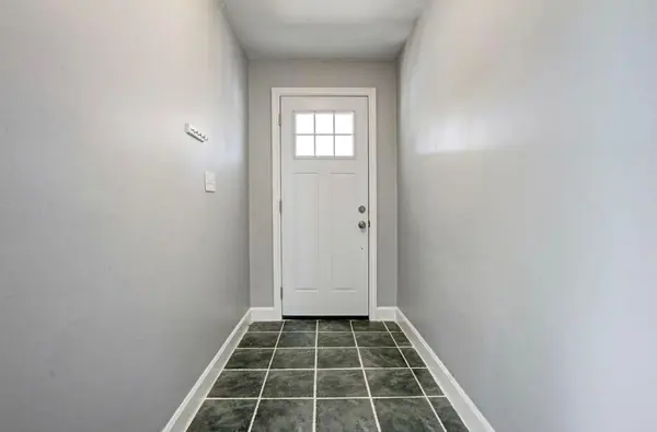 317 Britannia AVE, Hamilton, ON L8H 1Y4