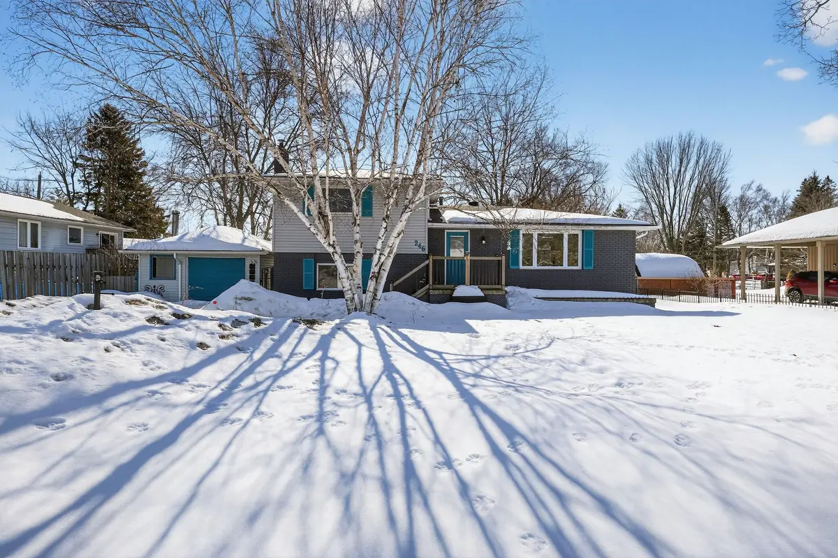 246 Calford ST, Essa, ON L0M 1B0