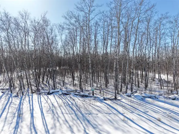 21 Fuller RD, East Selkirk, MB R0E 0M0