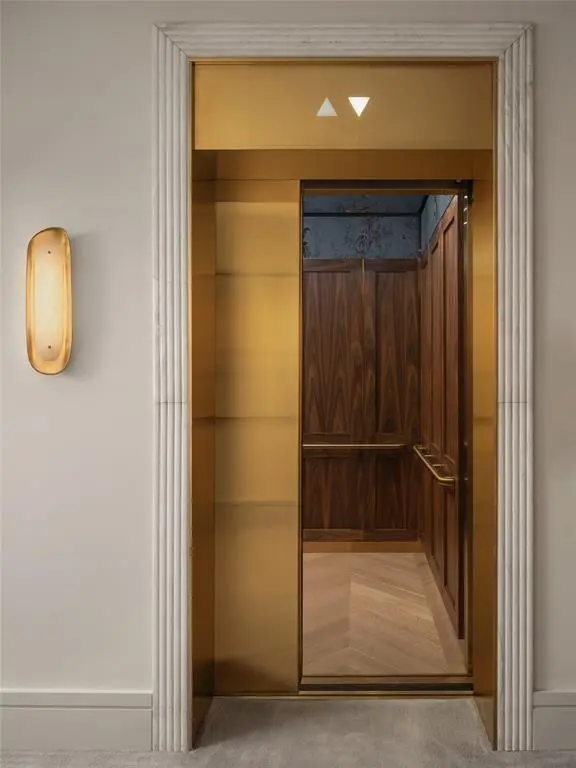 Dallas, TX 75205,4205 Buena Vista Street #502