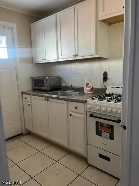 279 New York Ave, Newark City, NJ 07105