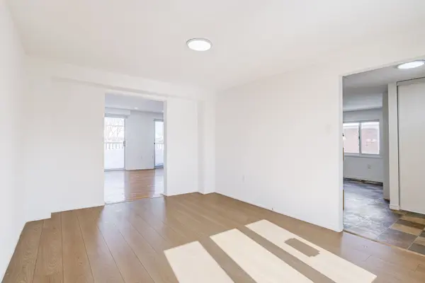 7 Nugent CT, Barrie, ON L4N 7A9