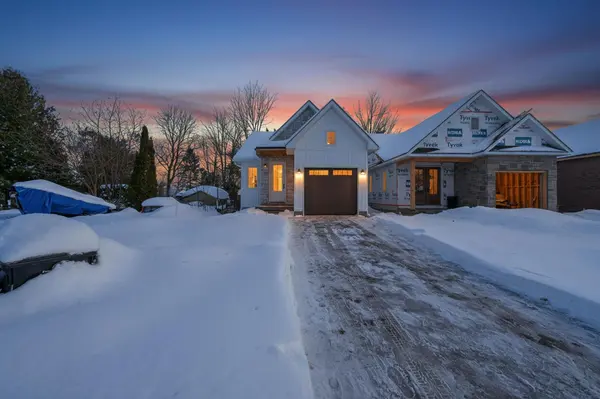 75 Vancouver ST, Barrie, ON L4M 4M2