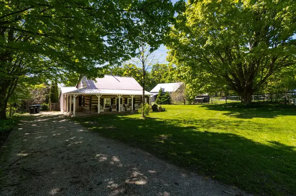 1424 Klondike Park RD, Clearview, ON L0M 1S0