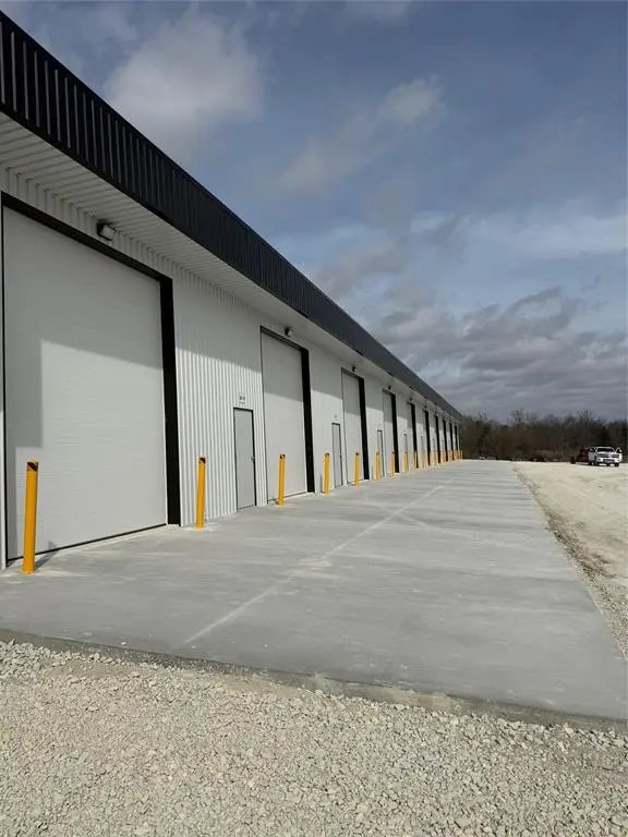 8648 US HWY 82 West, Brookston, TX 75421