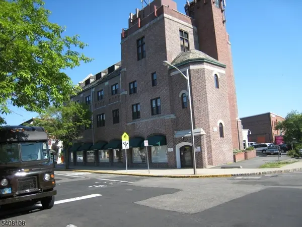 248 Lorraine Ave Suite 10, Montclair Twp., NJ 07043