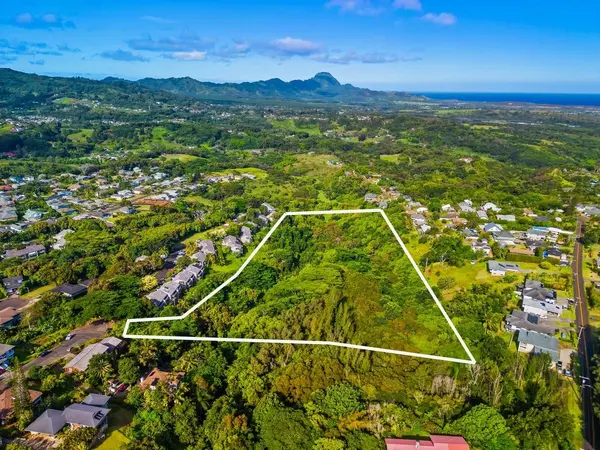 IKENA PL, Kalaheo, HI 96741