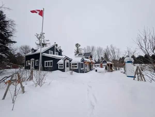 236 Phillips ST, Clearview, ON L0M 1S0