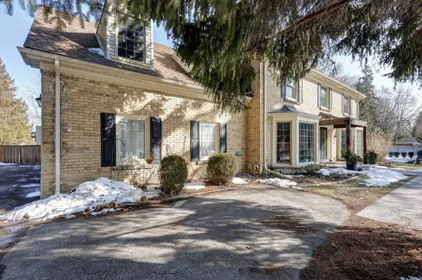 339 Sunset DR, Central Elgin, ON N5R 3C6