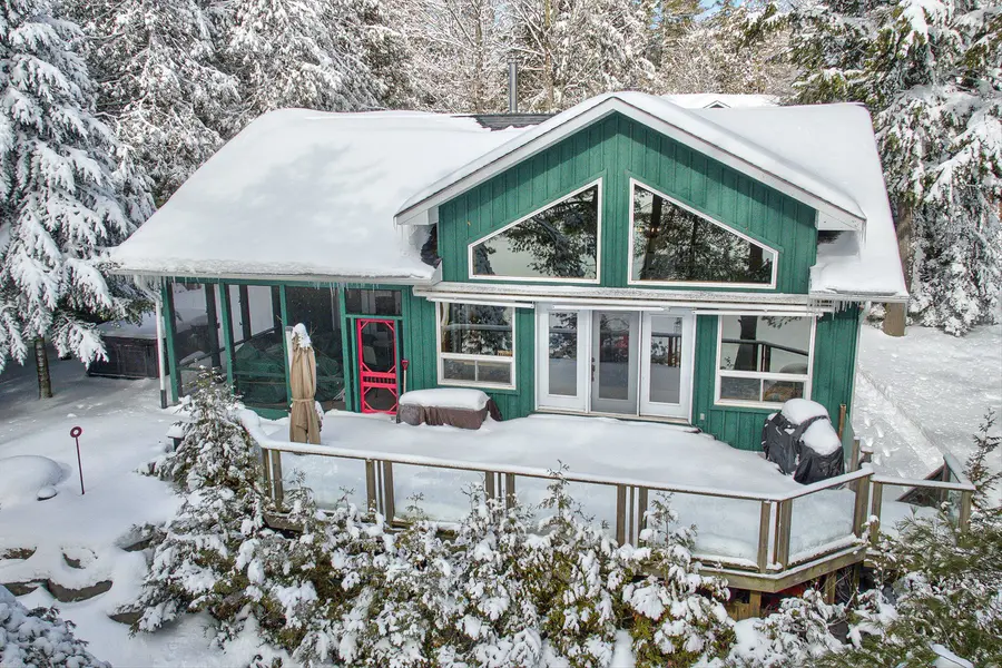 54 Clearview DR, Trent Lakes, ON K0M 2A0