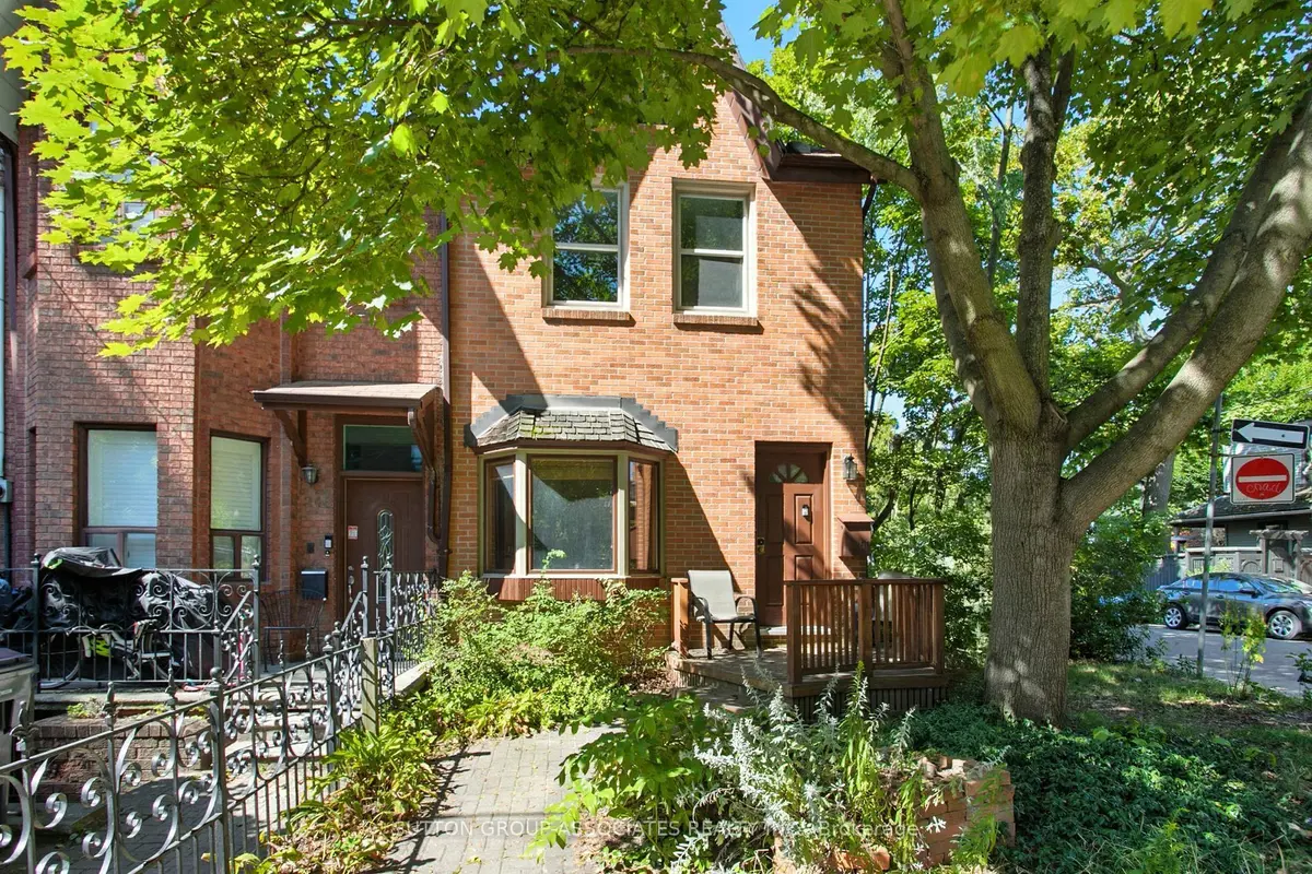 250 Robert ST, Toronto C01, ON M5S 2K7