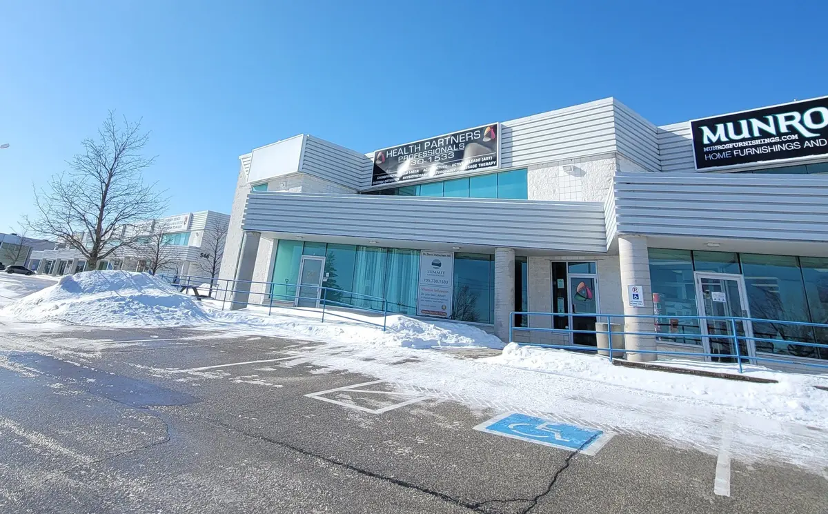 526 Bryne DR #E, Barrie, ON L4N 9P6