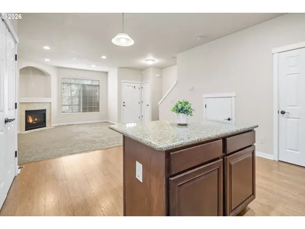 14164 BRITTANY TER, Oregon City, OR 97045