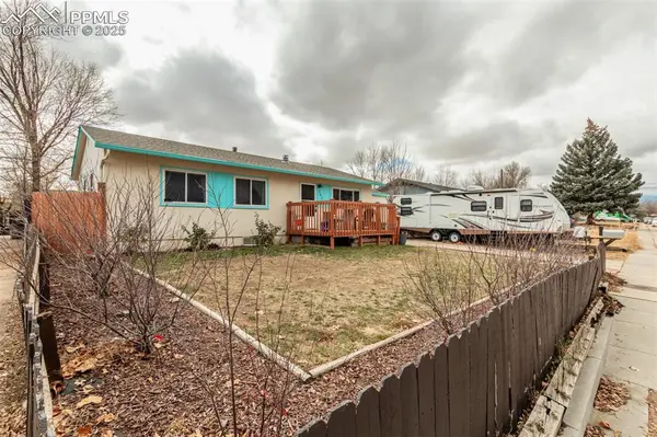 342 Mount View LN, Fountain, CO 80817
