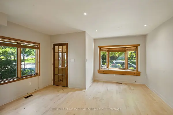 250 Robert ST, Toronto C01, ON M5S 2K7