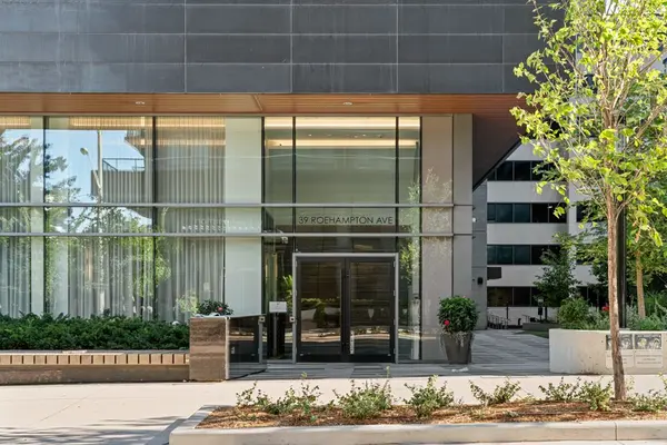 39 Roehampton AVE #4506, Toronto C10, ON M4P 0G1