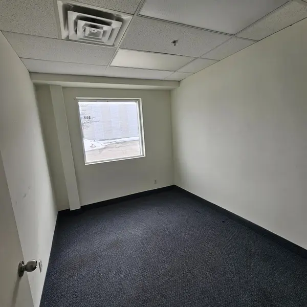 526 Bryne DR #E, Barrie, ON L4N 9P6