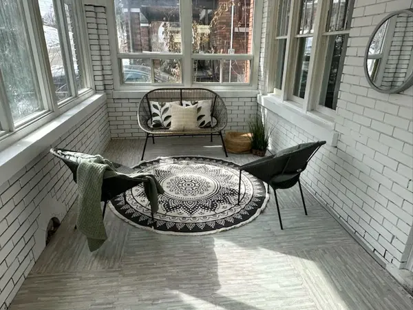 18 Shanley ST, Kitchener, ON N2H 5N8