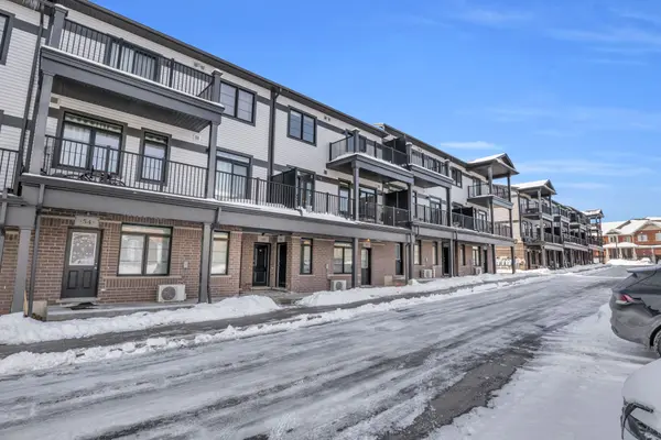 46 Oat LN, Kitchener, ON N2R 0T1