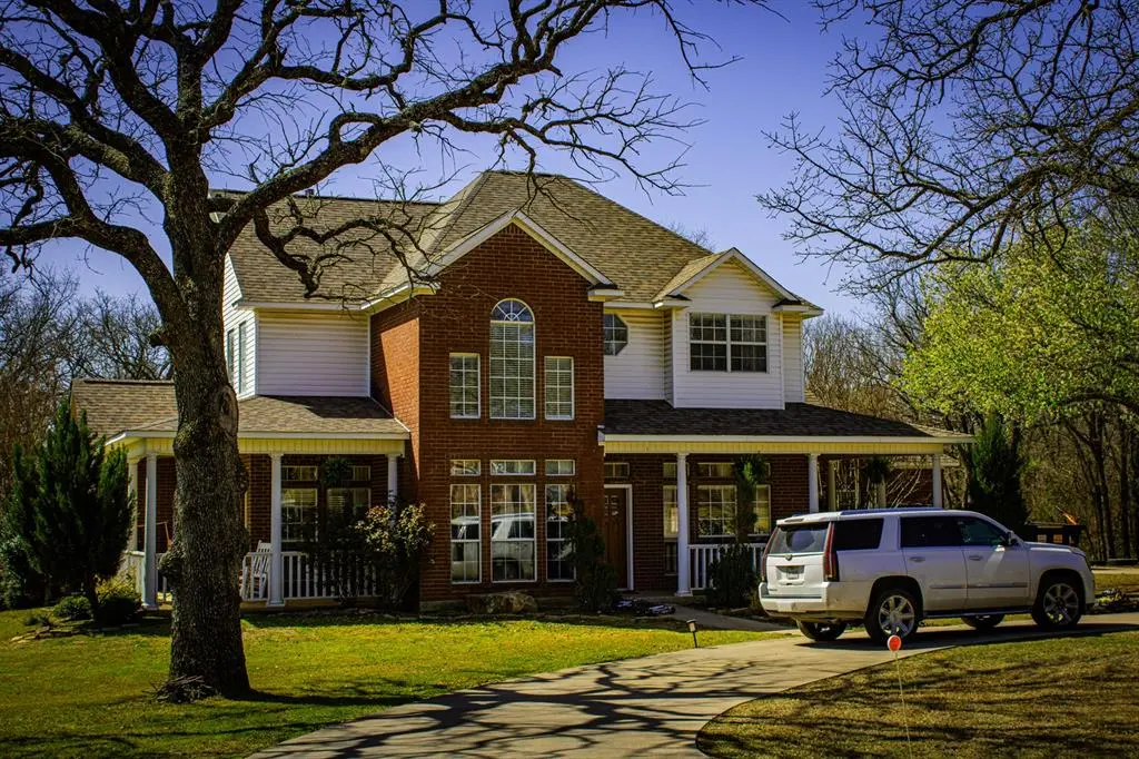 10 Shady  Creek Lane, Bridgeport, TX 76426