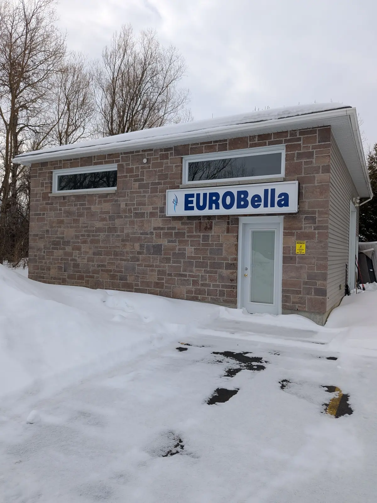 4110 Albion RD, Blossom Park - Airport And Area, ON K1T 3W1