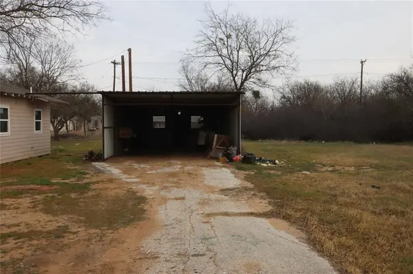 510 N Connellee Avenue, Eastland, TX 76448