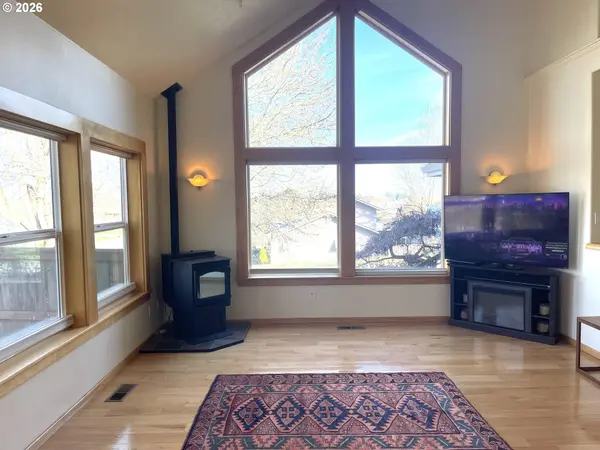 783 NW THOMAS CT, Mc Minnville, OR 97128