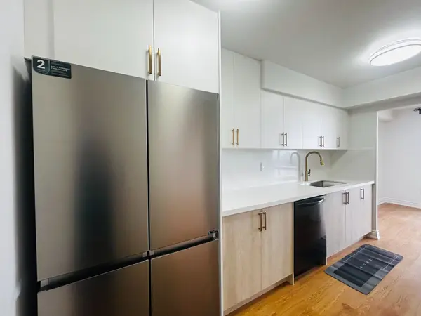 350 Seneca Hill DR #1611, Toronto C15, ON M2J 4S7