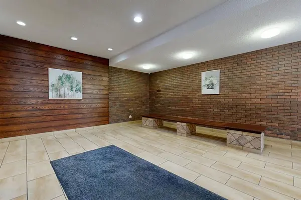 10 Sunrise AVE #114, Toronto C13, ON M4A 2R1