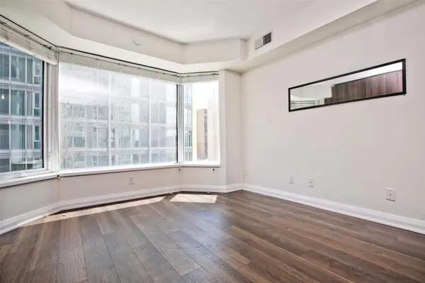 155 Yorkville AVE #912, Toronto C02, ON M5R 1C4