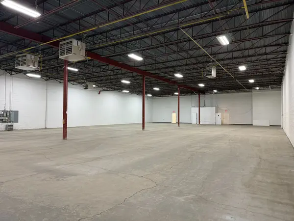 40 Tiffield RD #3-4, Toronto E07, ON M1V 5B7