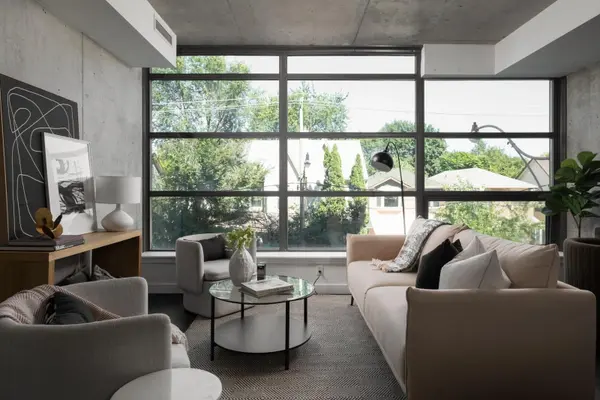 90 Broadview AVE #202, Toronto E01, ON M4M 0A7