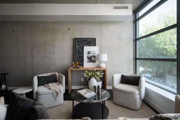 90 Broadview AVE #202, Toronto E01, ON M4M 0A7