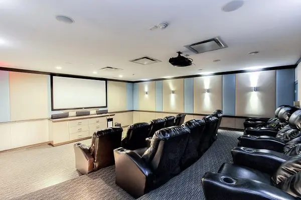 1070 Sheppard AVE W #PH11, Toronto W05, ON M3J 0G8