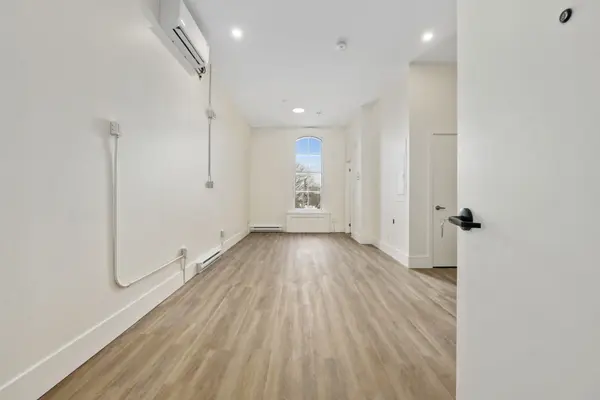 29A King ST #204, Cobourg, ON K9A 2M1