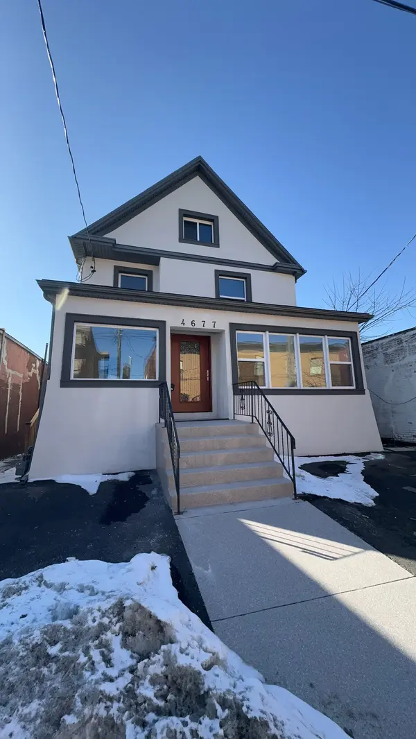 4677 Crysler AVE, Niagara Falls, ON L2E 3V7