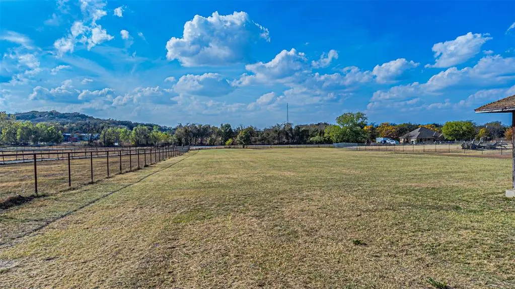 2121 Rock Creek Road, Crowley, TX 76036