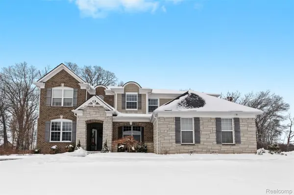 4522 Twin Beach CT, West Bloomfield Charter Township, MI 48323