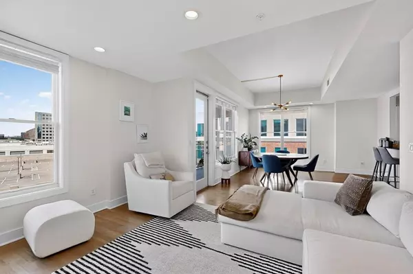 Addison, TX 75001,5055 Addison Circle #736