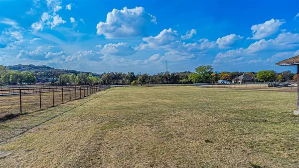 2121 Rock Creek Road, Crowley, TX 76036