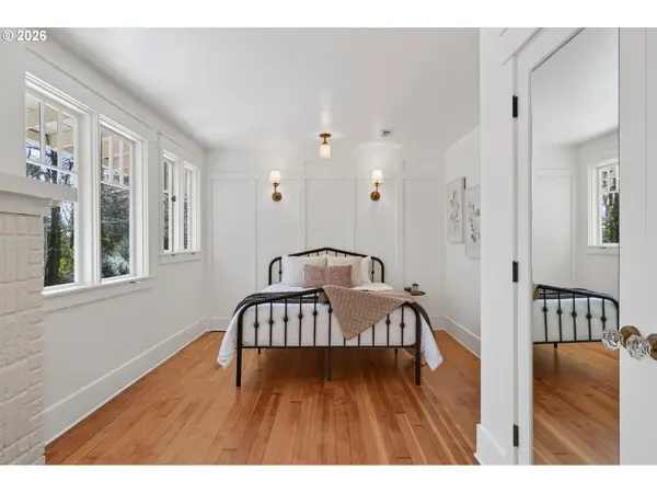 49 BRIARWOOD RD, Lake Oswego, OR 97034