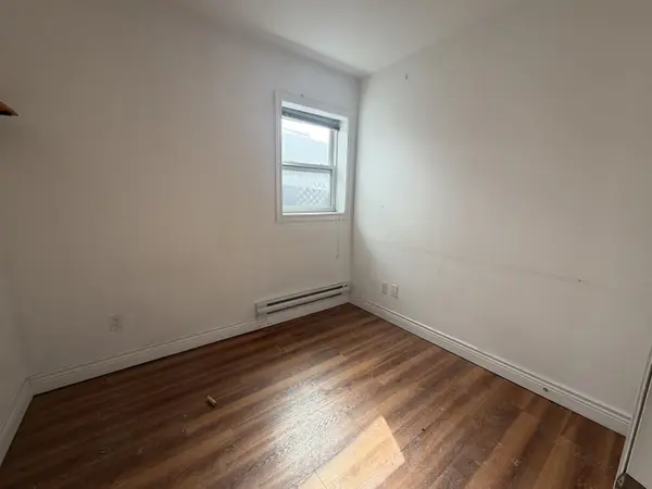 310 Brunswick AVE #5, Toronto C02, ON M5R 2Y9