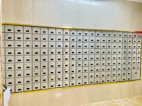 1950 Kennedy RD #909, Toronto E04, ON M1P 4S9