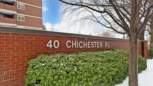 40 Chichester PL #203, Toronto E05, ON M1T 3R6